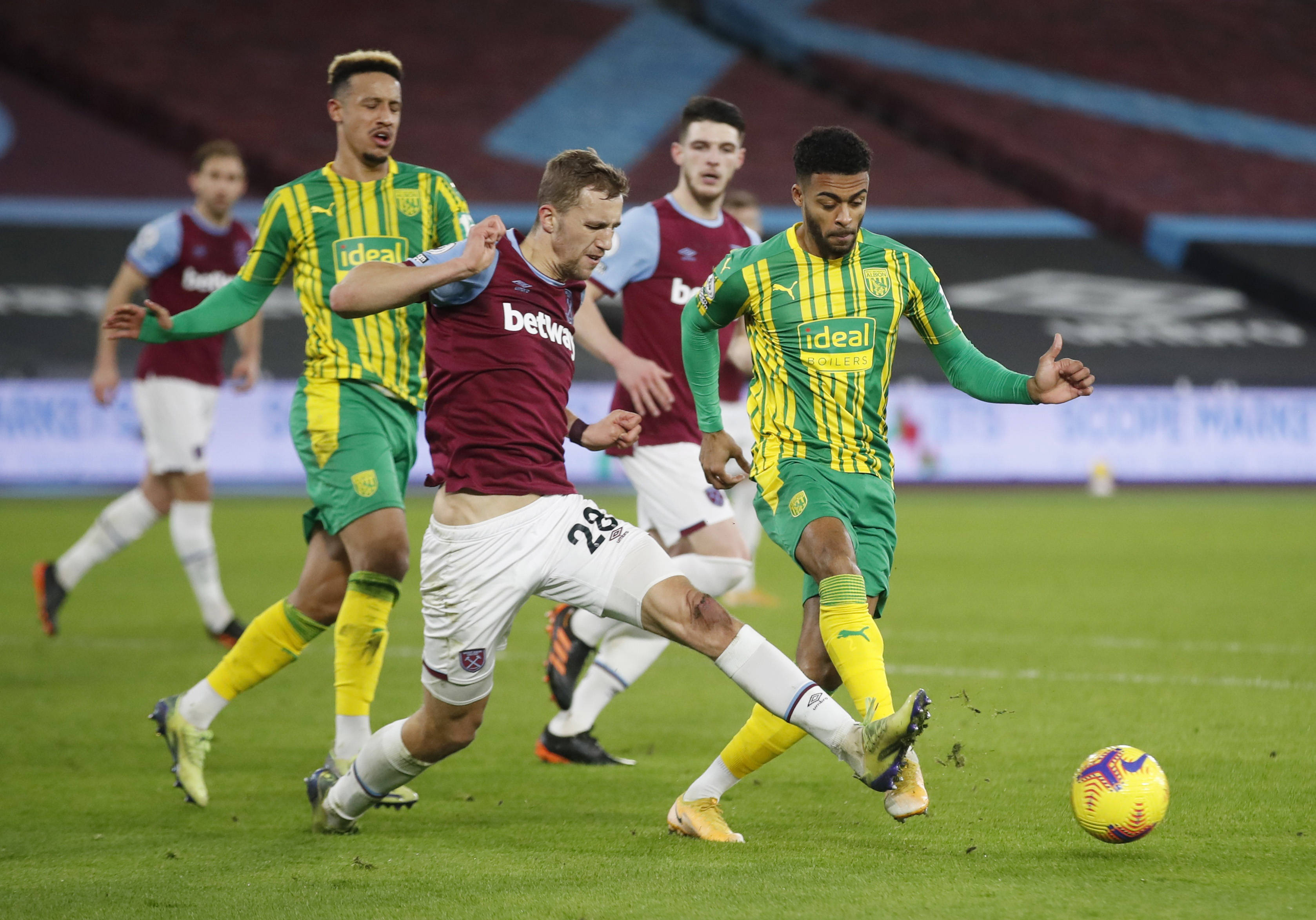 轻后卫贾尼 轻后卫贾尼